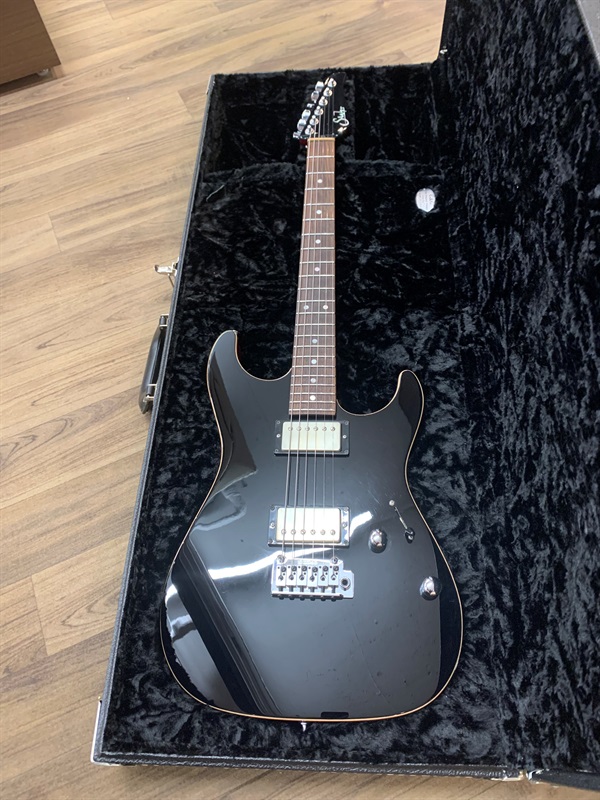 Suhr Guitars Signature Series Pete Thorn Signature Standard Blackの画像